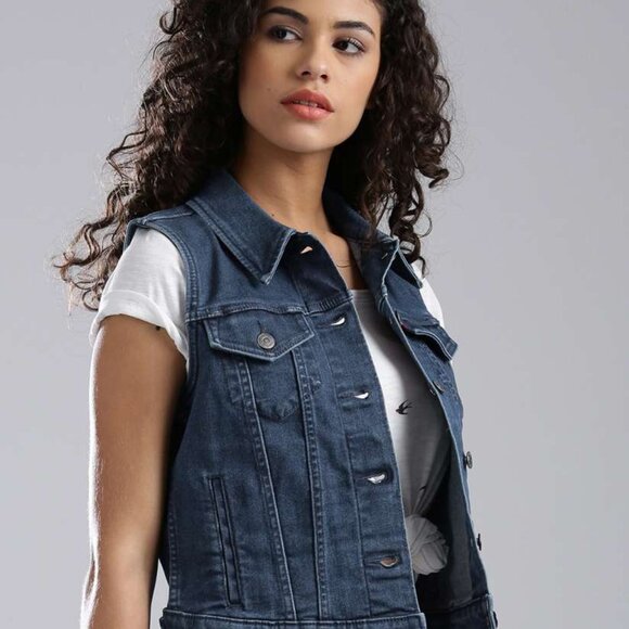 cropped sleeveless denim vest  women size med BEAUTIFUL - Picture 13 of 15